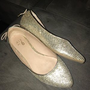 MIX No. 6. Vigowia. Gold Sparkle Flats